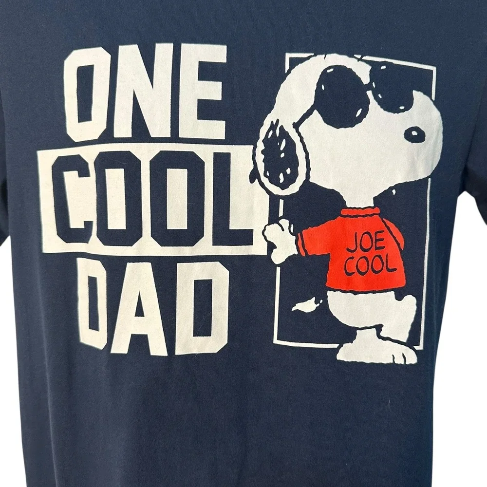Peanuts Snoopy One Cool Dad Graphic T-Shirt‎ Mens Size S Navy Blue